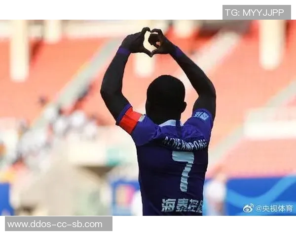 阿奇姆彭精彩破门助力深圳新鹏城迎来胜利时刻