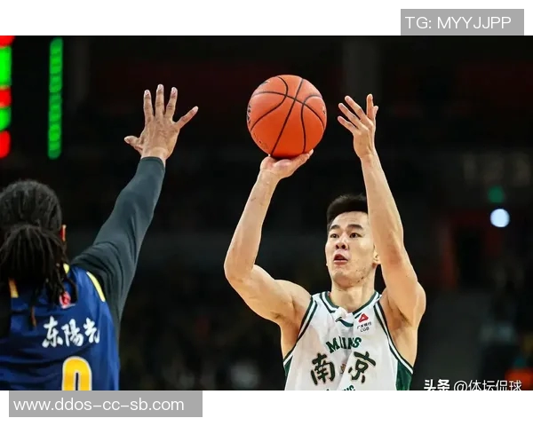 郭昊文引领CBA南京同曦崛起展现年轻球员的无限潜力与未来发展方向